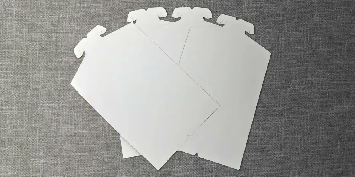 Bìa lưng áo sơ mi bằng giấy Ivory