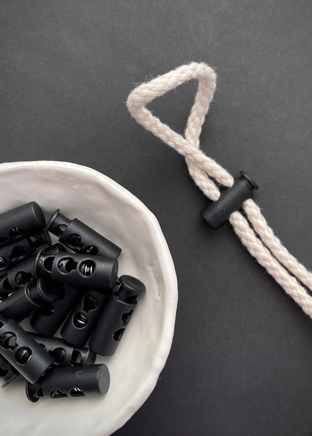 Chúc năng của nút chặn nhựa