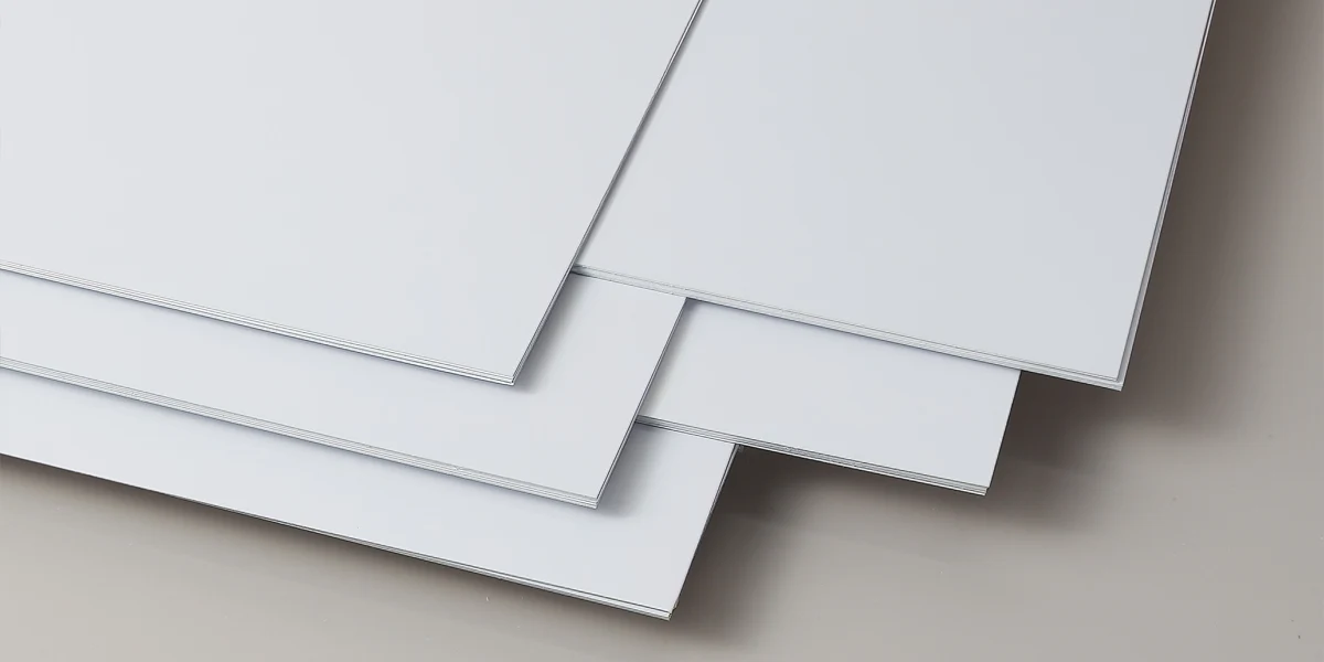 Đặc điểm giấy Ivory 300gsm