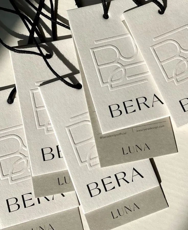 Dây treo thẻ bài là gì