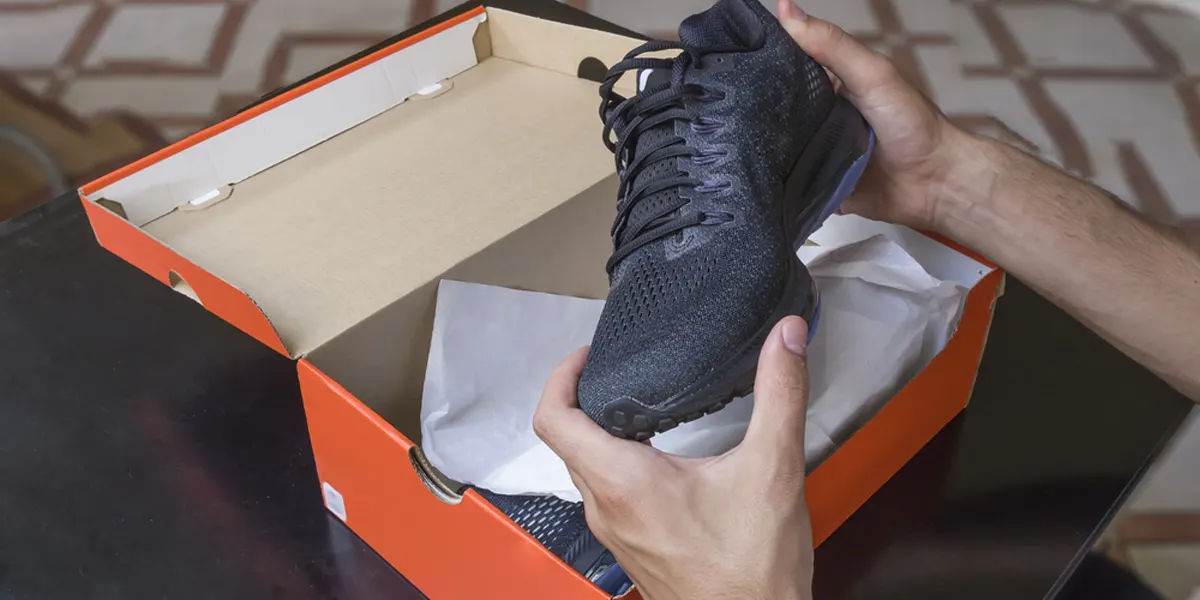 Giấy dùng để gói giày