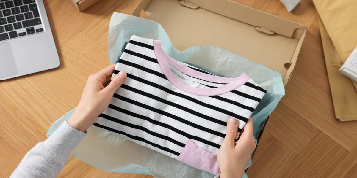 giấy đóng gói quần áo