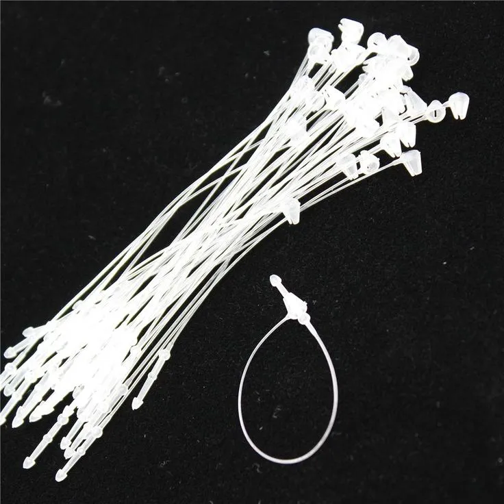 Dây treo thẻ bài bằng nhựa